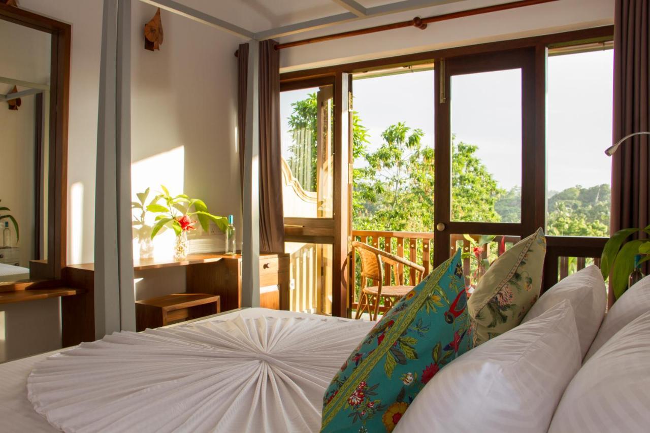 Bed and Breakfast Sri Yoga Shala à Unawatuna Extérieur photo